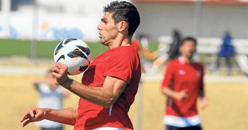 El argentino Federico Fazio podría estar viviendo sus últimos meses en el conjunto nervionense. El argentino Federico Fazio podría estar viviendo sus últimos meses en el conjunto nervionense.