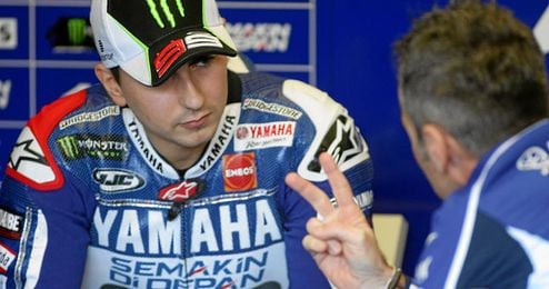 Jorge Lorenzo durante los entrenamientos libres del Gran Premio de Jerez. Jorge Lorenzo durante los entrenamientos libres del Gran Premio de Jerez.