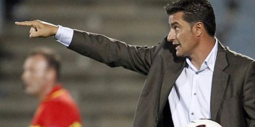 El ex míster del Sevilla logró su segundo título en tierras helenas. El ex míster del Sevilla logró su segundo título en tierras helenas.