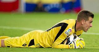 Adri�n quiere quedarse en el Betis y termina contrato el 30 de junio. 