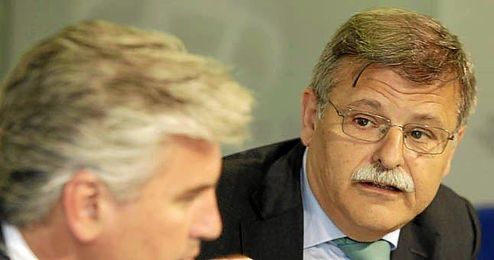 José Antonio Bosch junto a Miguel Guillén en un acto. José Antonio Bosch junto a Miguel Guillén en un acto.