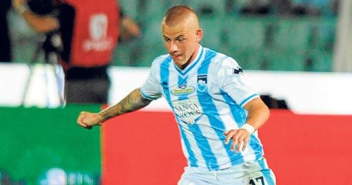 Vladimir Weiss ha sido de lo poco que se ha salvado esta campaña en el descenso del Pescara. Vladimir Weiss ha sido de lo poco que se ha salvado esta campaña en el descenso del Pescara.
