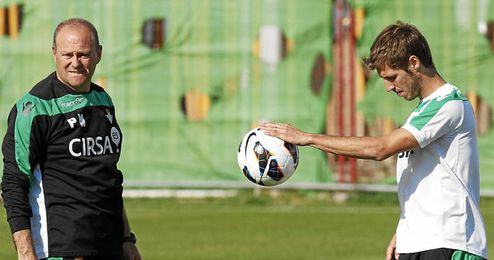 El Betis comienza a preparar su duelo ante el Levante. El Betis comienza a preparar su duelo ante el Levante.