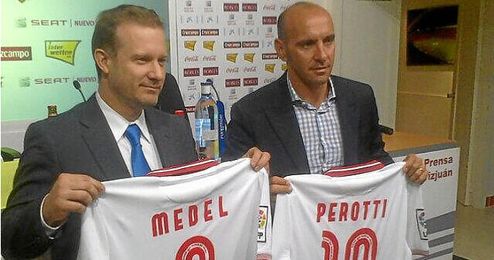 Monchi en la presentación de la gira por Sudamérica del Sevilla. Monchi en la presentación de la gira por Sudamérica del Sevilla.