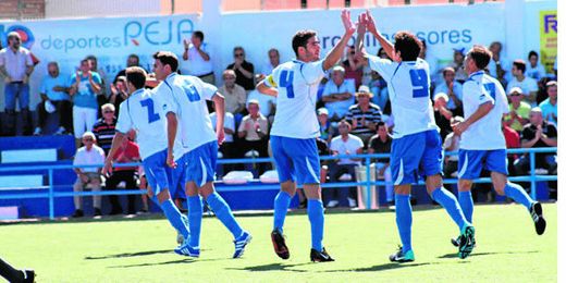 Pulido celebra un gol en su última campaña en el Alcalá Pulido celebra un gol en su última campaña en el Alcalá