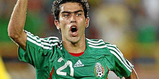 Nery Castillo celebra un gol con la selección mexicana. Nery Castillo celebra un gol con la selección mexicana.