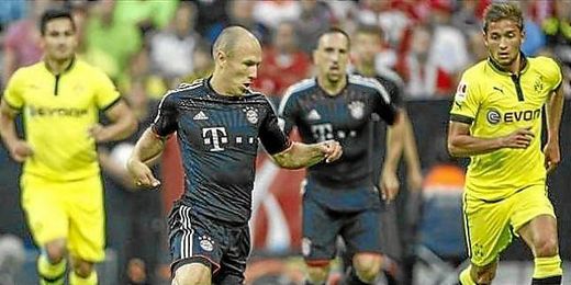 Partido de la Bundesliga entre el Beyern y el Borussia. Partido de la Bundesliga entre el Beyern y el Borussia.