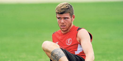 Al igual que Siqueira, Alberto Moreno está en la órbita merengue. Al igual que Siqueira, Alberto Moreno está en la órbita merengue.
