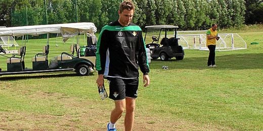 Stephan Andersen se retira del entrenamiento Stephan Andersen se retira del entrenamiento