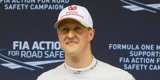 Leve mejoría de Schumacher, que sigue en coma inducido Leve mejoría de Schumacher, que sigue en coma inducido
