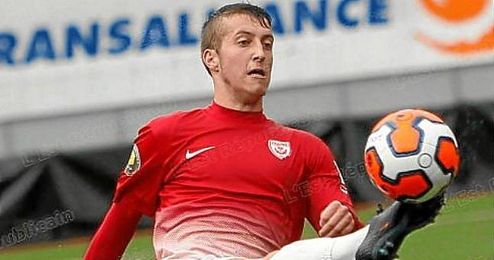 Romain Bauchet, en un partido con el filial del Nancy. Romain Bauchet, en un partido con el filial del Nancy.