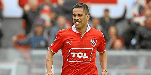 La deuda con el jugador obligará a Independiente a subastar sus trofeos. La deuda con el jugador obligará a Independiente a subastar sus trofeos.
