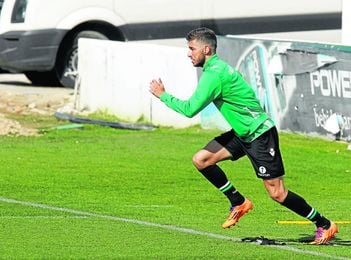 Álvaro Vadillo sigue siendo una de las grandes promesas del Betis. Álvaro Vadillo sigue siendo una de las grandes promesas del Betis.