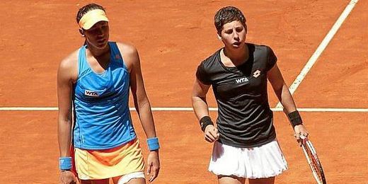 La hispano-venezolana y la canaria se impusieron por 6-4 y 7-6 en 1 hora y 40 minutos. La hispano-venezolana y la canaria se impusieron por 6-4 y 7-6 en 1 hora y 40 minutos.