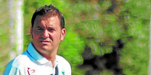 El míster pedrereño seguirá al frente en la aventura de Primera Andaluza. El míster pedrereño seguirá al frente en la aventura de Primera Andaluza.