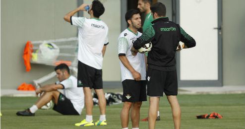 Pacheco junto a Velázquez en el entrenamiento de hoy. Pacheco junto a Velázquez en el entrenamiento de hoy.