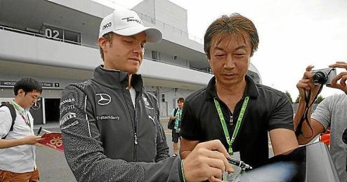 Rosberg se ha hecho con la ´pole´ en el trazado de Suzuka. Rosberg se ha hecho con la ´pole´ en el trazado de Suzuka.