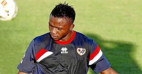 Lass en un entrenamiento con el Rayo. Lass en un entrenamiento con el Rayo.
