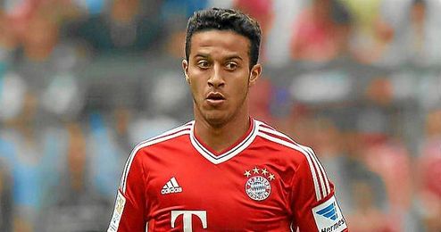 Thiago Alcántara durante un partido con el Bayern Múnich, club al que pertenece desde la pasada campaña. Thiago Alcántara durante un partido con el Bayern Múnich, club al que pertenece desde la pasada campaña.