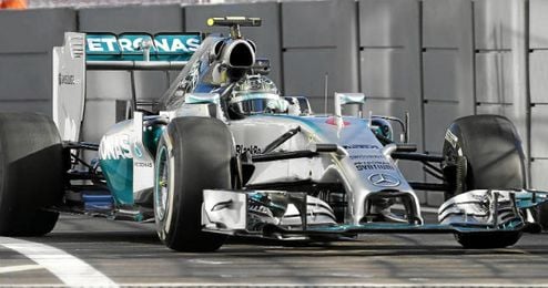 Rosberg durante la primera sesión de entrenamientos Rosberg durante la primera sesión de entrenamientos