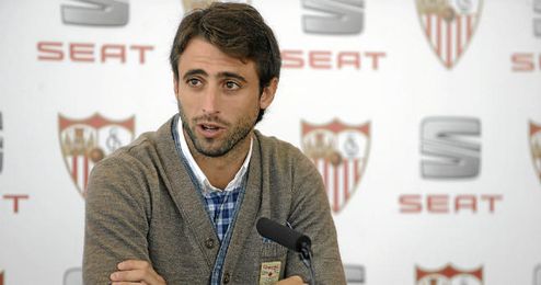 Nico Pareja en rueda de prensa. Nico Pareja en rueda de prensa.