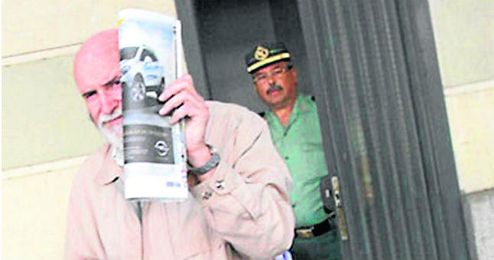 Teodoro Montes, quien ha comparecido ante la juez Alaya como testigo, a su salida del juzgado. Teodoro Montes, quien ha comparecido ante la juez Alaya como testigo, a su salida del juzgado.
