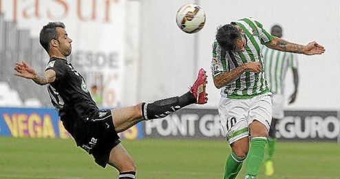 Edu Ramos, en un lance del Betis-Albacete. Edu Ramos, en un lance del Betis-Albacete.