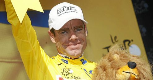 Evans con el maillot amarillo en el Tour de Francia Evans con el maillot amarillo en el Tour de Francia