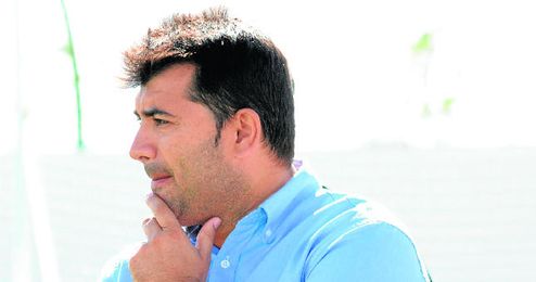 José Santizo, a pesar del buen comienzo del Torreblanca, reitera que el objetivo no es otro que la permanencia. José Santizo, a pesar del buen comienzo del Torreblanca, reitera que el objetivo no es otro que la permanencia.
