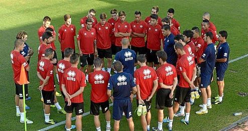 La plantilla del Rayo ayudará a Carmen Martínez La plantilla del Rayo ayudará a Carmen Martínez