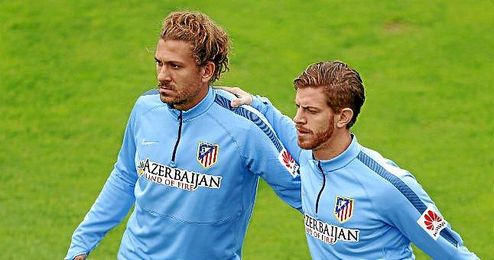 El italiano Cerci (izquierda de la imagen) junto a Ansaldi en un entrenamiento de los colchoneros El italiano Cerci (izquierda de la imagen) junto a Ansaldi en un entrenamiento de los colchoneros