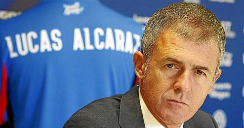 Alcaraz durante una rueda de prensa. Alcaraz durante una rueda de prensa.