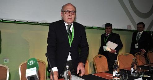 Ollero confirmó que Merino seguirá, como poco, hasta el domingo. Ollero confirmó que Merino seguirá, como poco, hasta el domingo.