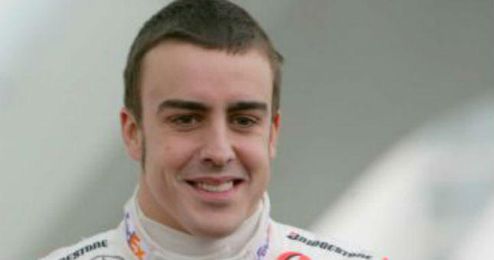 Fernando Alonso retorna a la escudería británica de McLaren Fernando Alonso retorna a la escudería británica de McLaren