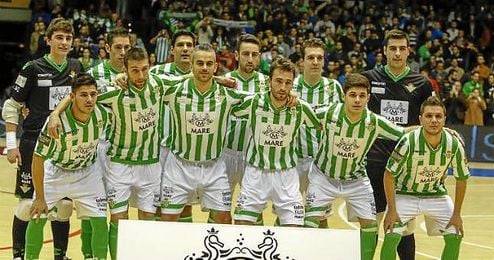 El Real Betis quiere seguir líder. El Real Betis quiere seguir líder.