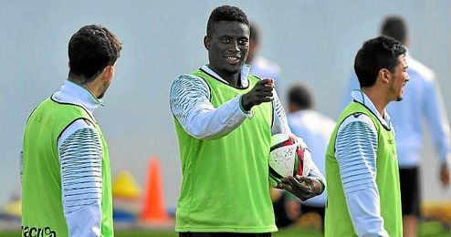 N´Diaye estará con Senegal en la Copa de África. N´Diaye estará con Senegal en la Copa de África.