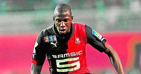 Abdoulaye Doucouré fue titular en el encuentro de ayer entre su equipo y el Stade de Reims. Abdoulaye Doucouré fue titular en el encuentro de ayer entre su equipo y el Stade de Reims.