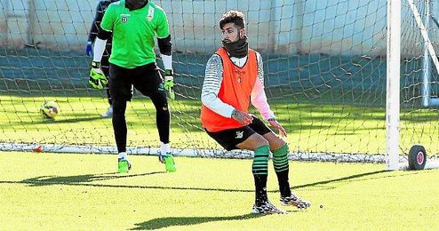 La imagen de Vadillo entrenándose con el grupo supone una gran noticia. La imagen de Vadillo entrenándose con el grupo supone una gran noticia.