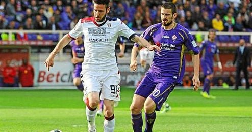 La Fiorentina cedió 1-3 ante el penúltimo, Cagliari. La Fiorentina cedió 1-3 ante el penúltimo, Cagliari.