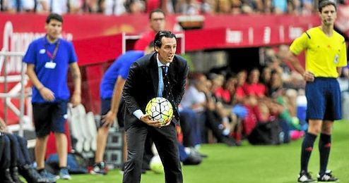 Emery usa twitter para animar al sevillismo. Emery usa twitter para animar al sevillismo.