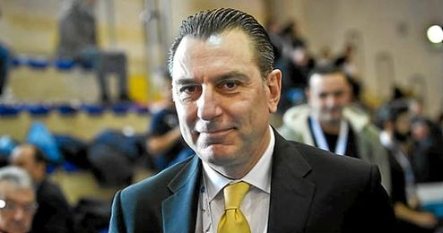 "Estoy entusiasmado con la posibilidad de dirigir al Kazma". "Estoy entusiasmado con la posibilidad de dirigir al Kazma".