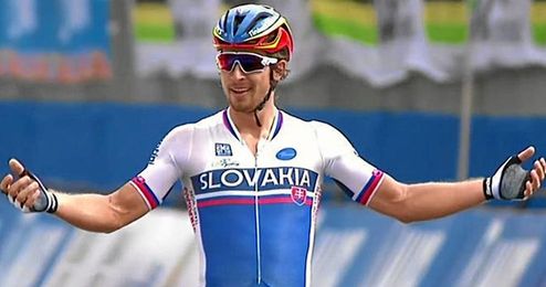 Sagan entró solo en la meta de Richmond. Sagan entró solo en la meta de Richmond.
