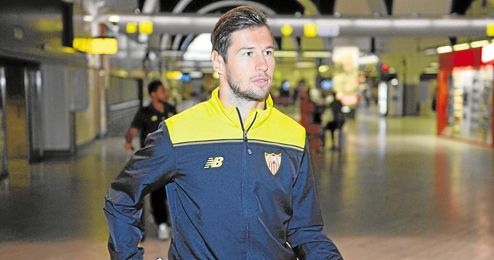 Krychowiak sigue centrado en su club y su selección. Krychowiak sigue centrado en su club y su selección.