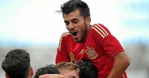 Ceballos celebra el 1-0 obra de Óliver Torres. Ceballos celebra el 1-0 obra de Óliver Torres.