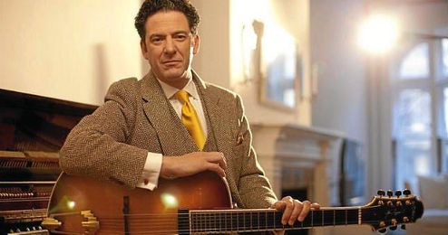 El estadounidense John Pizzarelli abrirá la temporada. El estadounidense John Pizzarelli abrirá la temporada.