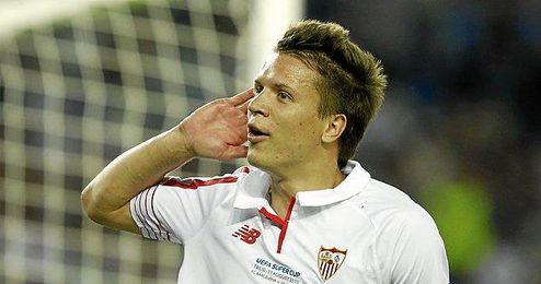 Mourinho: "¿Konoplyanka? No coleccionamos extremos" Mourinho: "¿Konoplyanka? No coleccionamos extremos"
