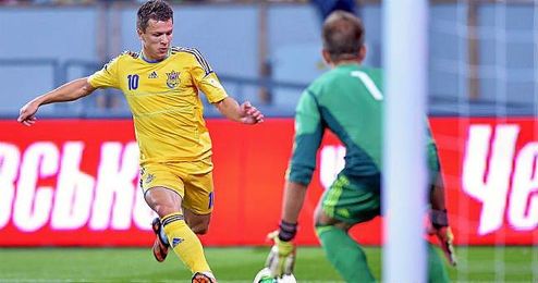Konoplyanka estará con Ucrania en la repesca. Konoplyanka estará con Ucrania en la repesca.