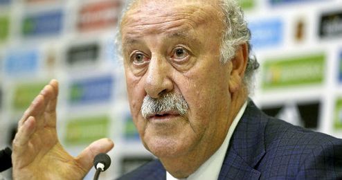 Del Bosque en rueda de prensa. Del Bosque en rueda de prensa.
