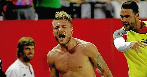 Immobile marcó su primer gol con el Sevilla ante el conjunto blanco. Immobile marcó su primer gol con el Sevilla ante el conjunto blanco.