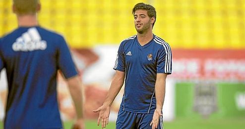 Carlos Vela y Diego Reyes no estarán ante el Sevilla. Carlos Vela y Diego Reyes no estarán ante el Sevilla.